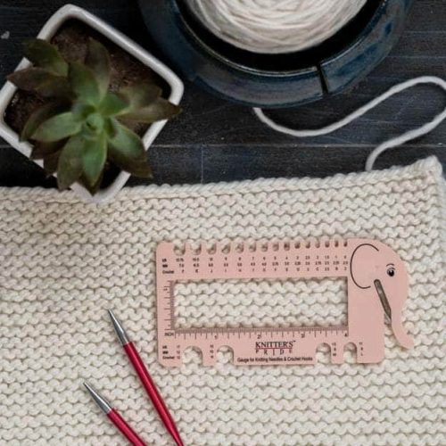 knitterspride needle and crochet view sizer blush2